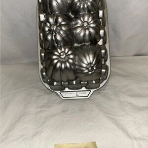 Nordic Ware Silver Pumpkin Cakelet Pan